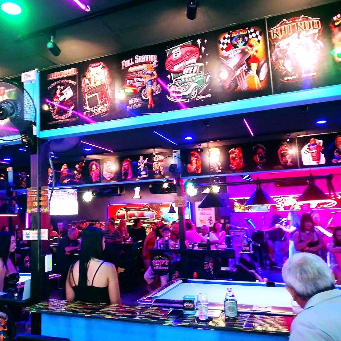 Benny's RoadHouse